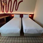 Western Du Phare Otel