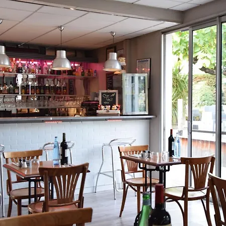 מלון The Originals City, Du Phare, Bordeaux 3*