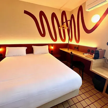 Western Du Phare מלון Mérignac