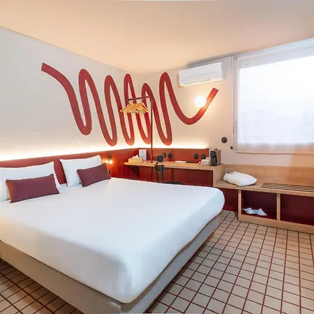 Hotel The Originals City, Du Phare, Bordeaux Mérignac