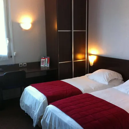 Western Du Phare מלון Mérignac