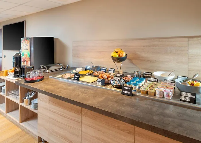 Western Du Phare Hotel 3*